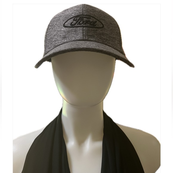 Ford snap back - Picture 1 of 3